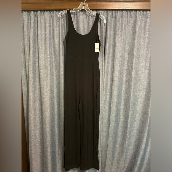 NWT RVCA Jumpsuit - Picture 2 of 9